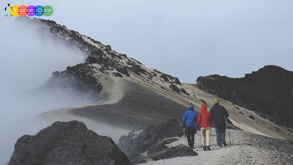 Private Pichincha Mountains Hiking Day Tour Private Pichincha Mountains Hiking Day Tour