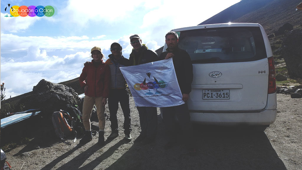 Private Pichincha Mountains Hiking Day Tour